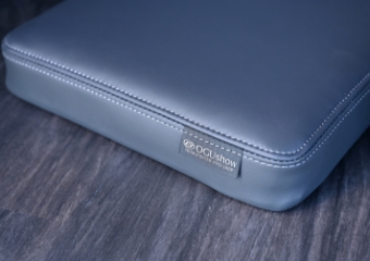 ブラックレザー（グレーステッチ）